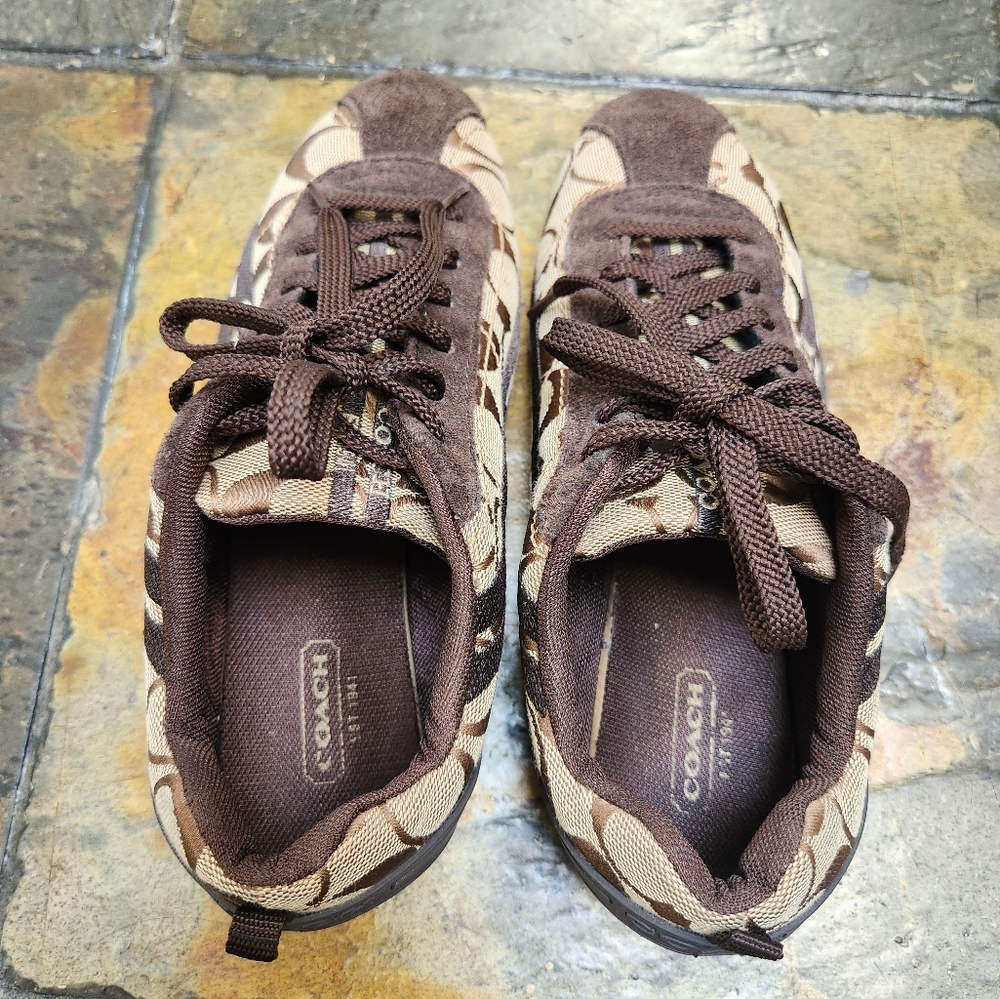 Coach sneakers in Excellent condition, size 6.5 - Picture 2 of 13